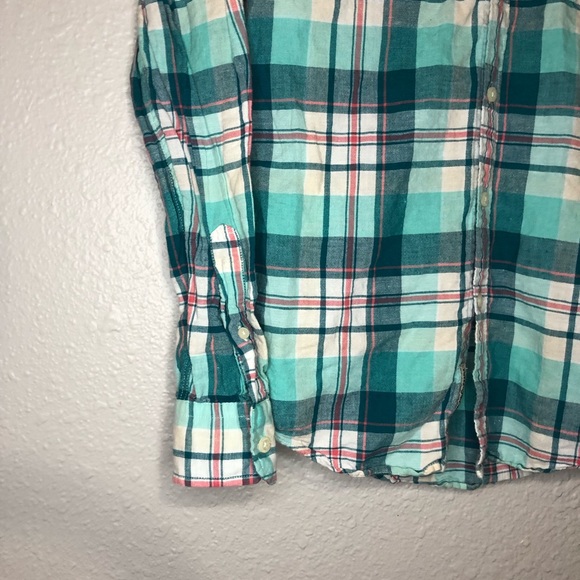 American Eagle Button Down - Picture 3 of 5